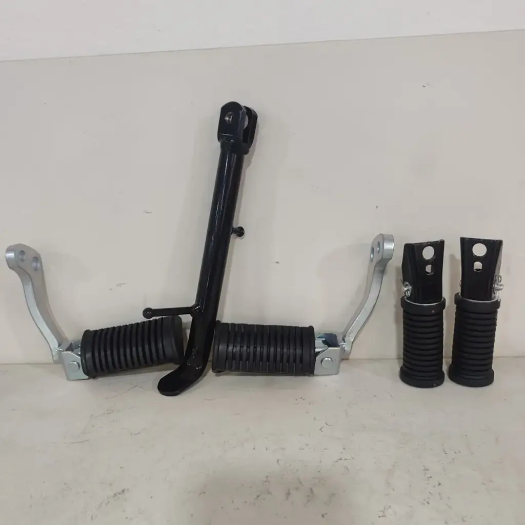 KIT Juego de posa pie GN 125F (83321)